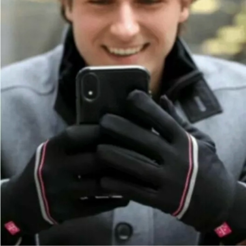 Bundle T-Mobile Men’s Touch Screen Gloves Size S | M